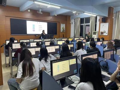 外国语学院赴阳江职业技术学院开展“专升本”招生宣讲会