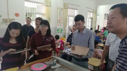 三灶镇海澄小学到阳江市雅韶镇中心小学进行帮扶结对活动